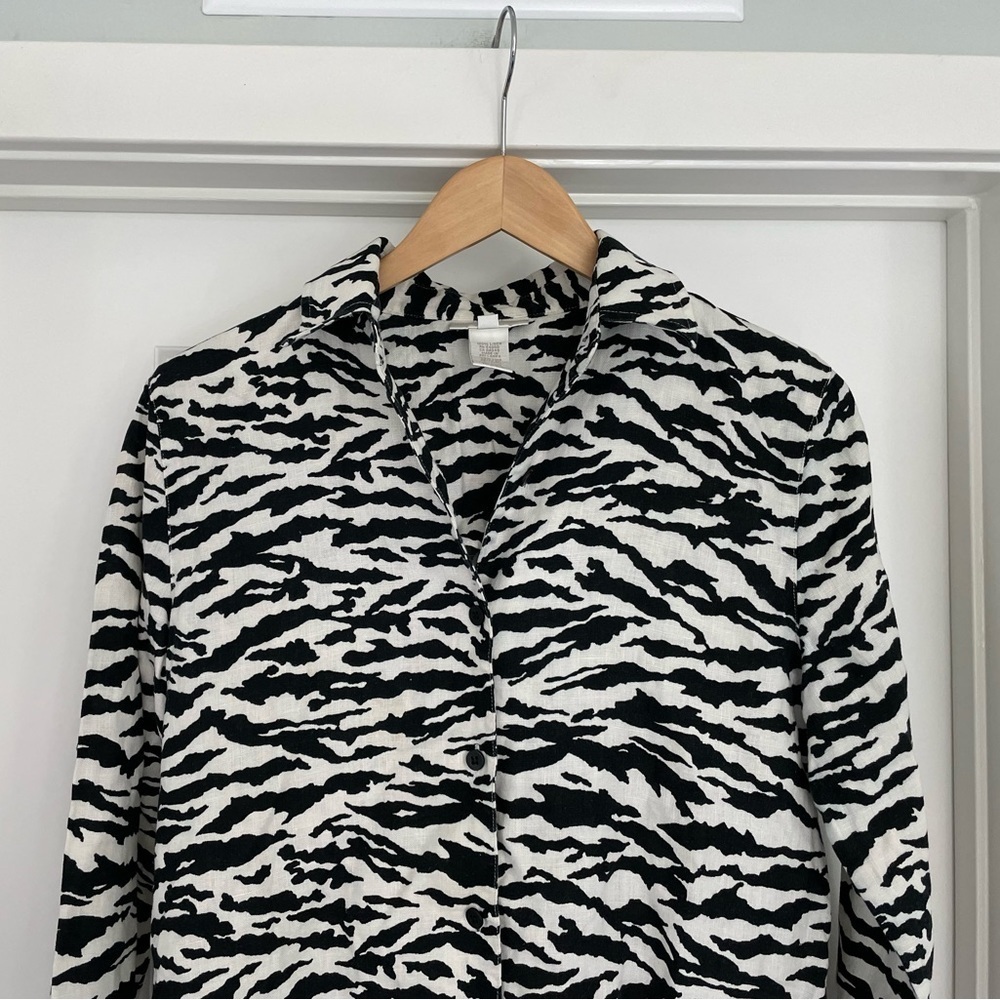 Jones New York 100% Linen Zebra Button Up Shirt Size Small - Picture 2 of 6